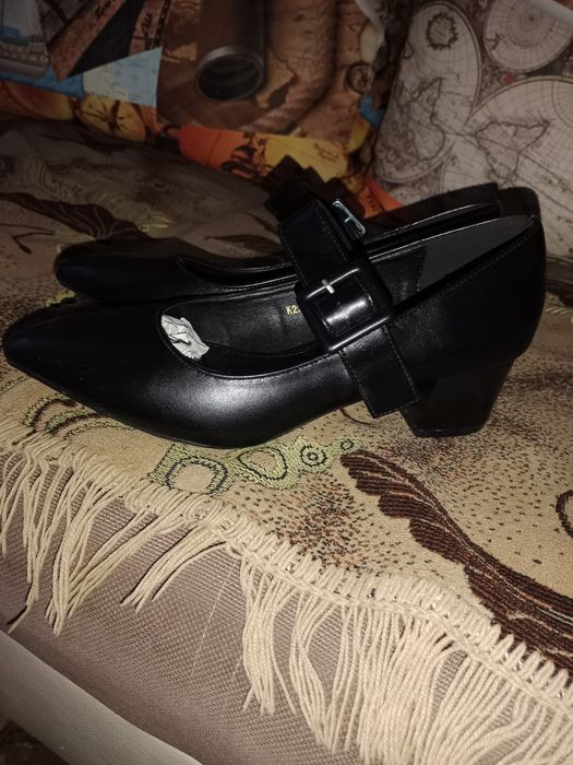 новые женские туфли