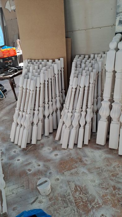 Малярка услуга по мебели и дверей. Любой сложности.