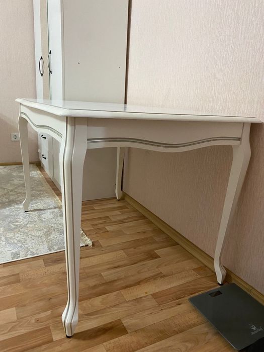 Продам стол со стульями