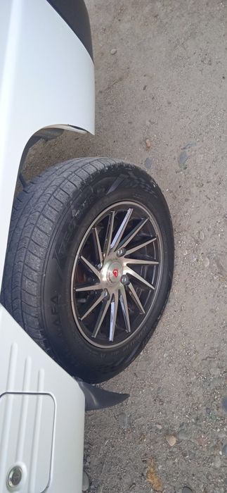 Vossen r 13 deska balon sotiladi