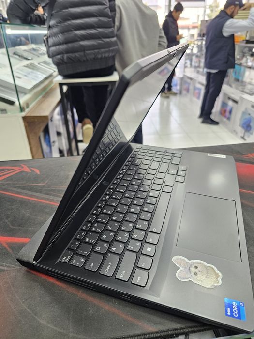 Lenovo LOQ Gaming Laptop i7-12700H / 16GB / 512GB /RTX 3050 Ti B/U