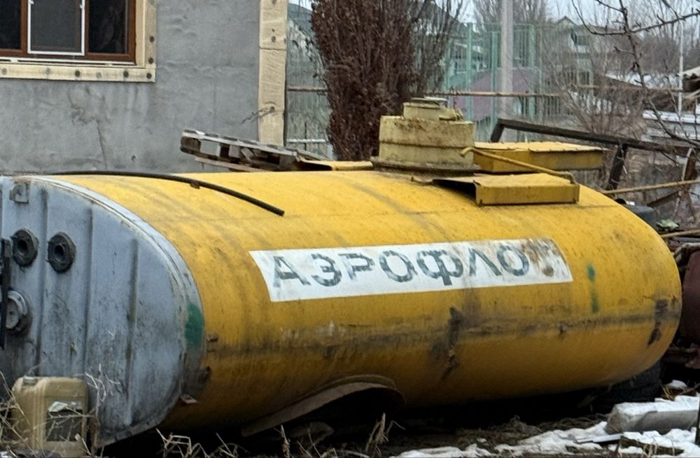 Емкость, цистерна