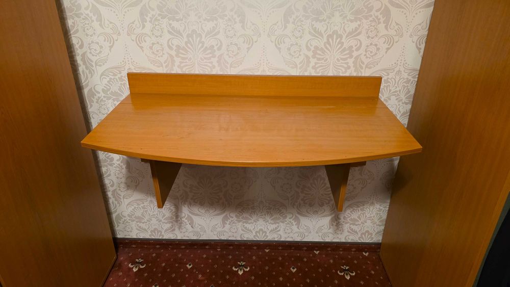 Masă pliabilă de perete