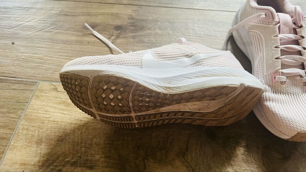 Спортни обувки Nike pegasus 40 u Nike Trail номер 36.5