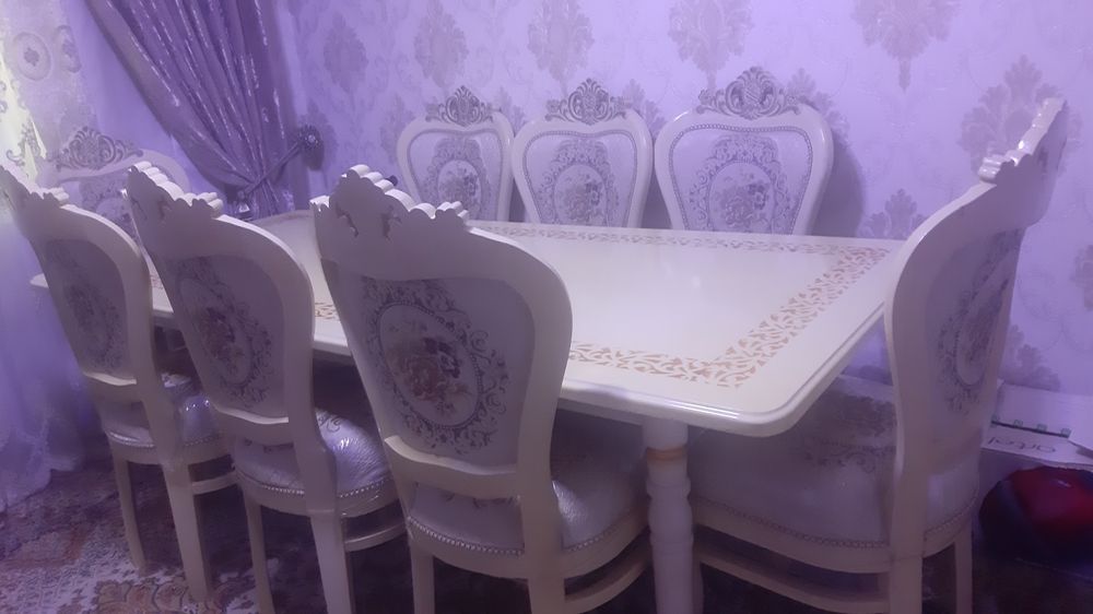 8 кишилик мехмонхона учун стол стул