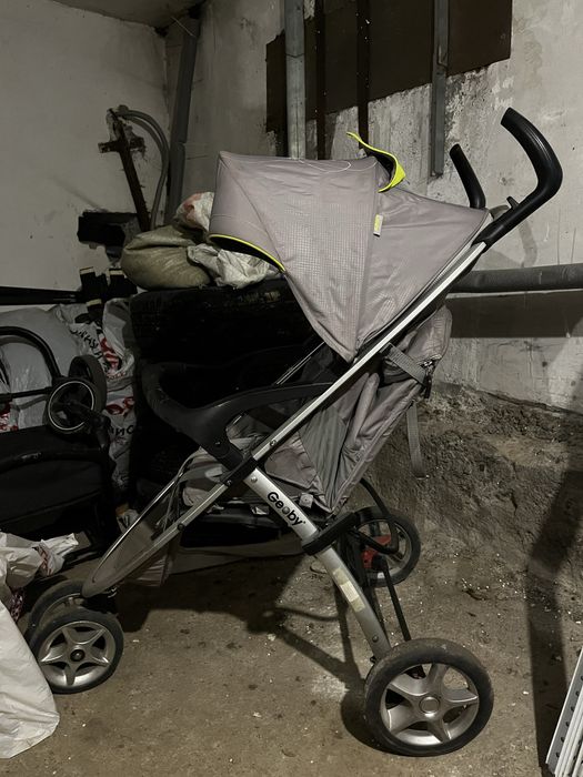 Коляска детская прогулочная