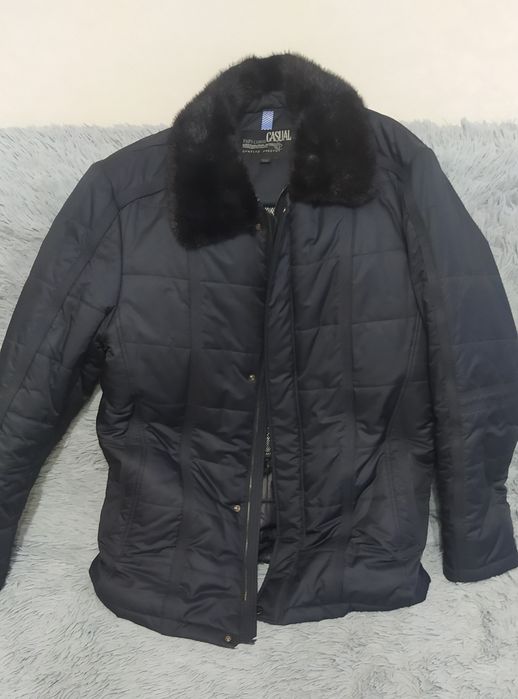 Продам зимнюю куртку