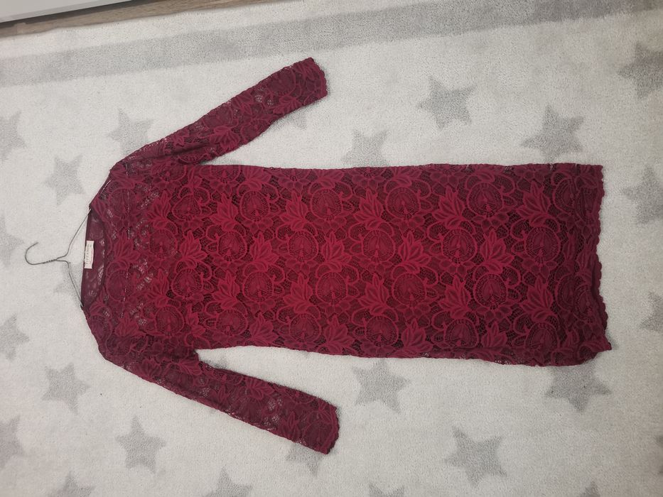 Vând rochii de seara