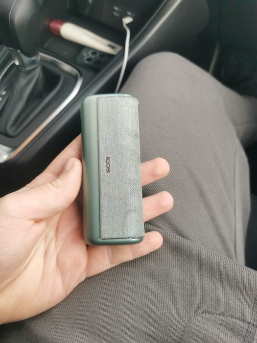 Vand iqos foarte puțin uzat