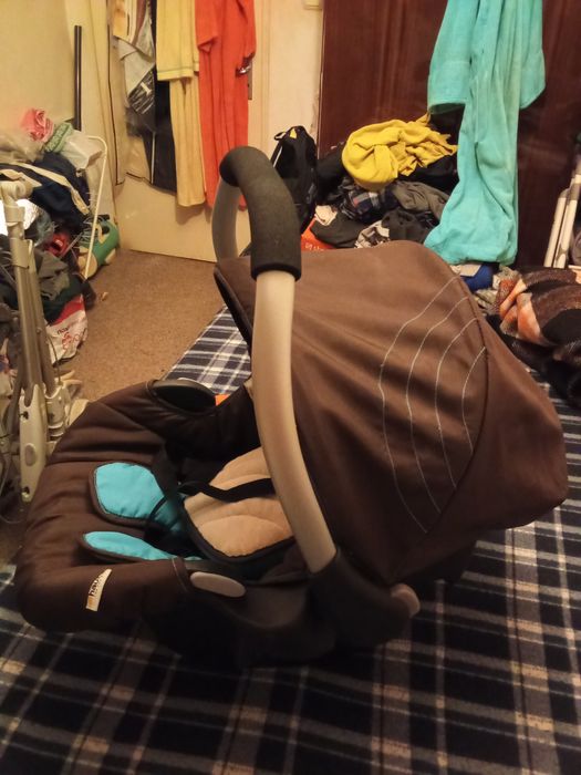 Подарявам бебешко кошче