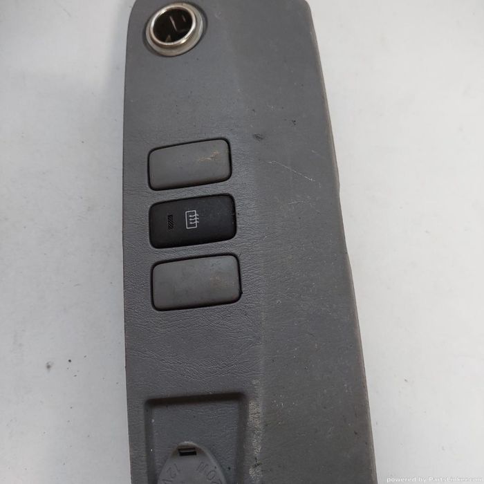 Consola Centrala Toyota Hilux Vii Pickup (_N1_, _N2_, _N3_) [ 2004 - > ] Oem 554490K010