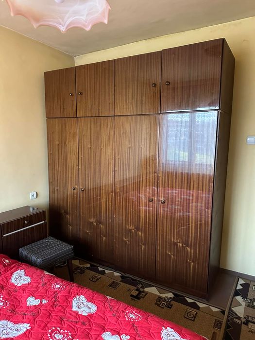 Спалня + гардероб обзавеждане за спалня