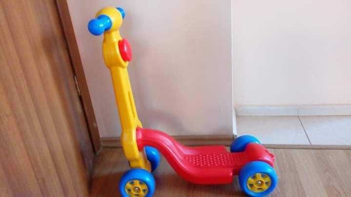 Тротинетка на 4 гуми