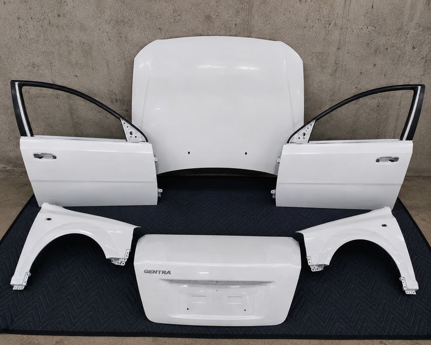 Продам заводские кузовные детали Chevrolet Cobalt / Gentra