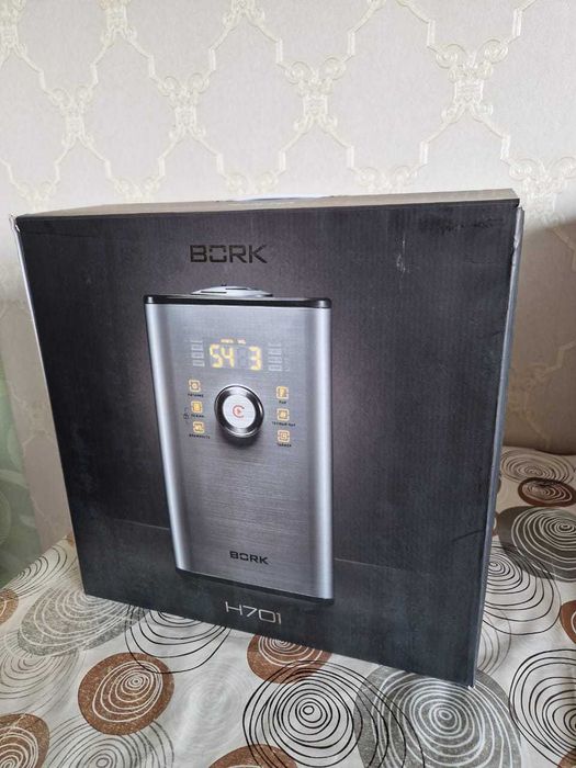 Продам увлажнитель воздуха Bork H701