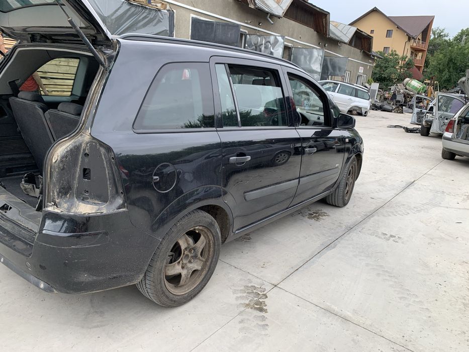 Piese opel zafira B motor  A16xer 113 cp