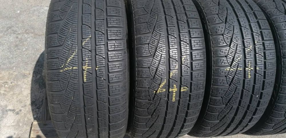 245/45/17 Пирели ДОТ 2015 г - 8 + мм