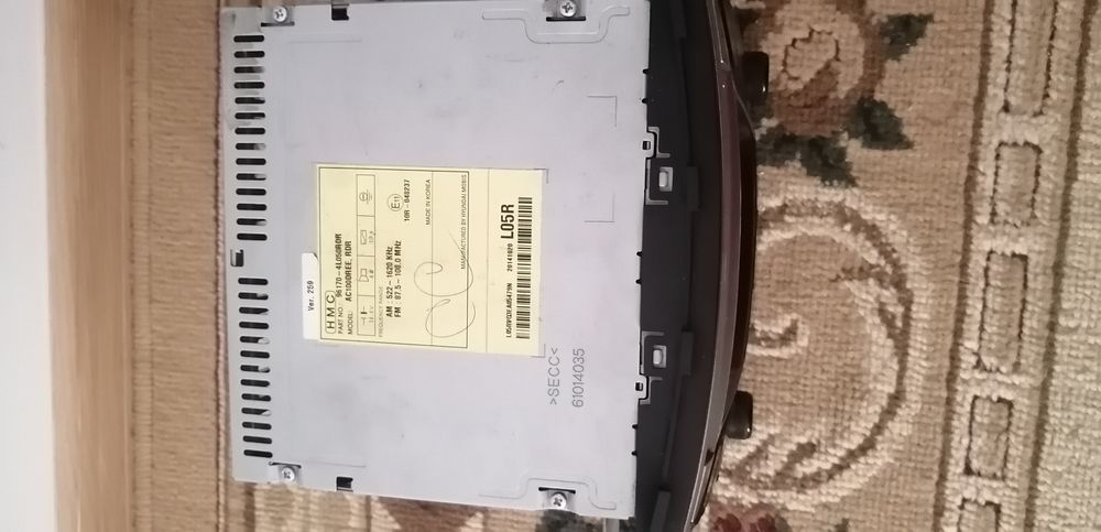 Продам автомагнитолу