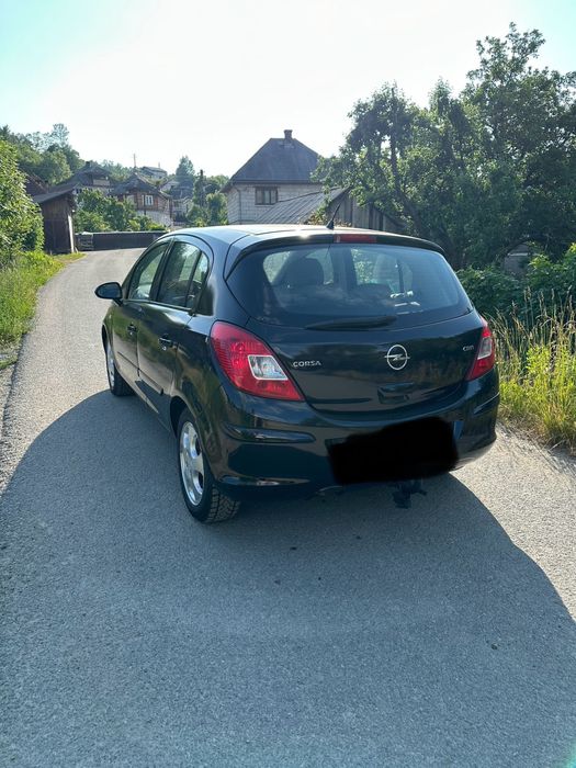 Vând opel corsa.