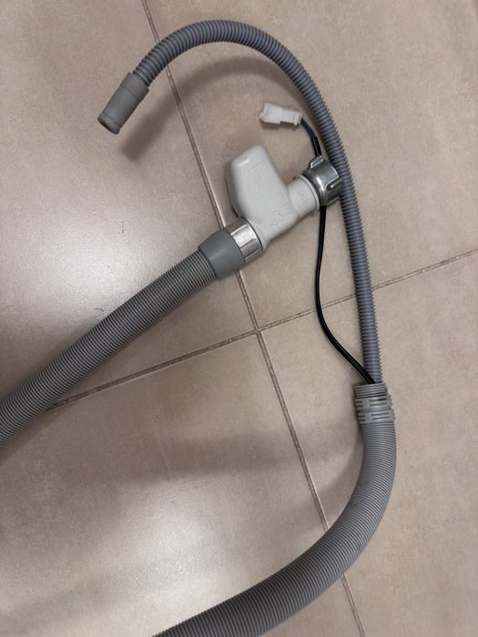 Furtun alimentare masina spalat vase Hotpoint