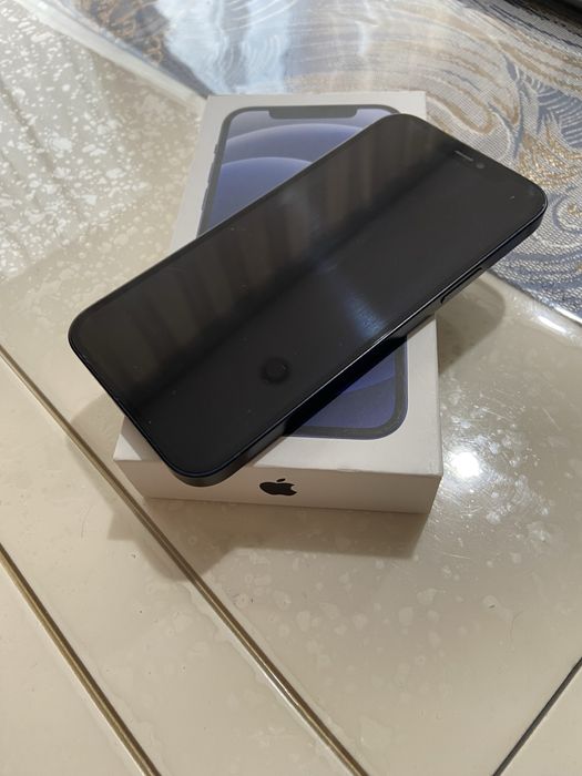 Продается  12 черного цвета