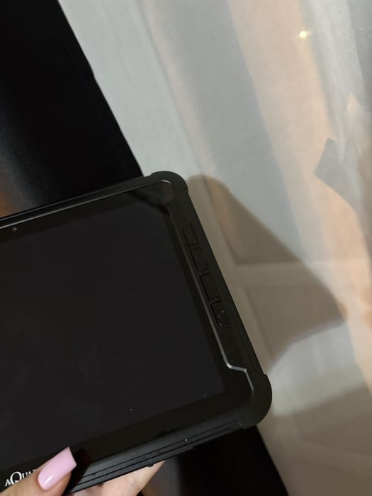 Продам планшет состояние отличное