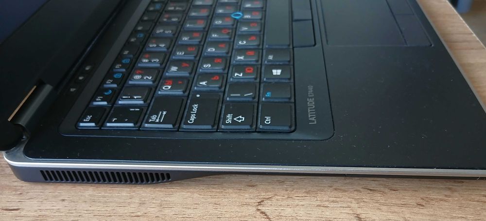 Dell Latitude E7440 i7 SSD