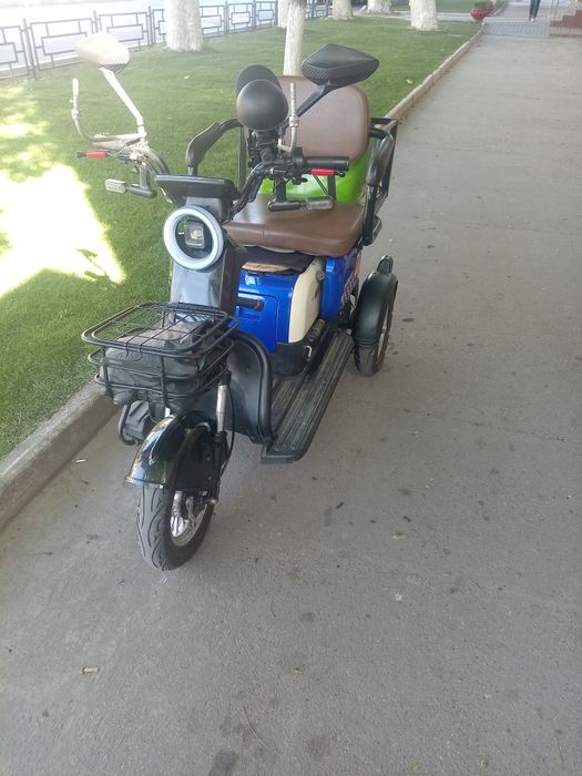 Elektro velik 3 gldrakli sotiladi