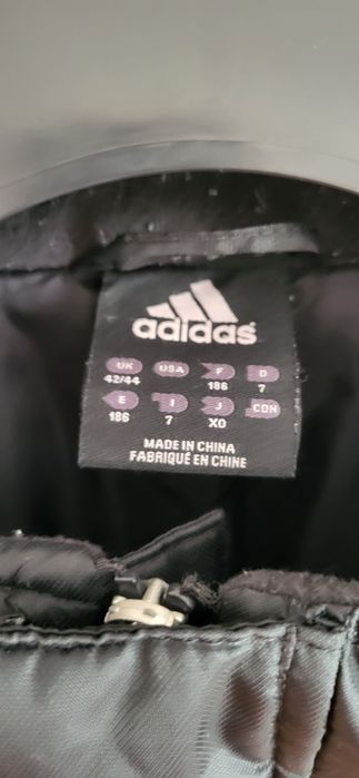Geaca Adidas lunga ,marimea L