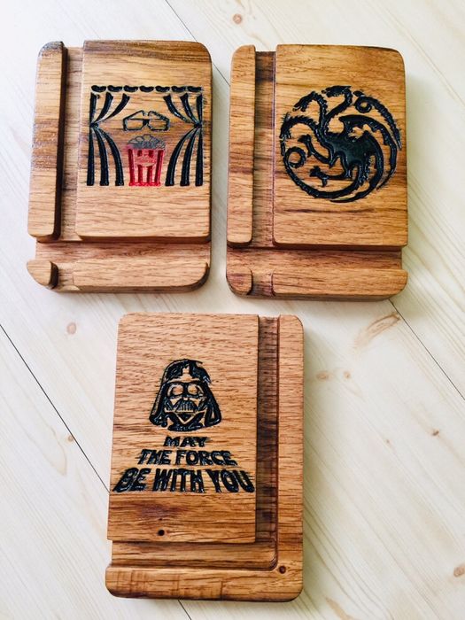 Suport pentru telefon din lemn de Stejar