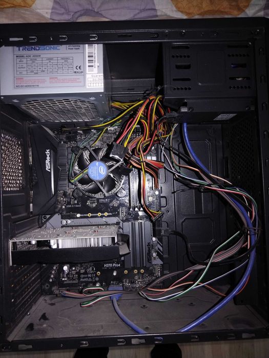 Настолен компютър