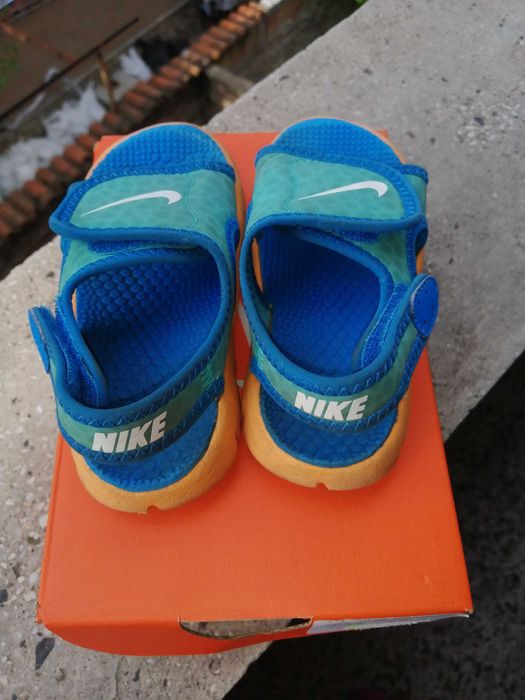 Nike Sunray Adjust 4