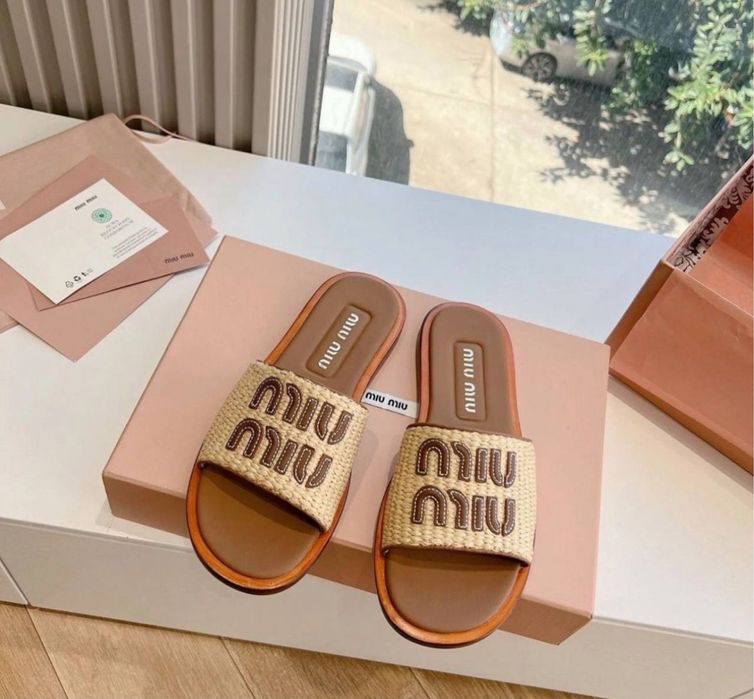 Дамски чехли Miu Miu