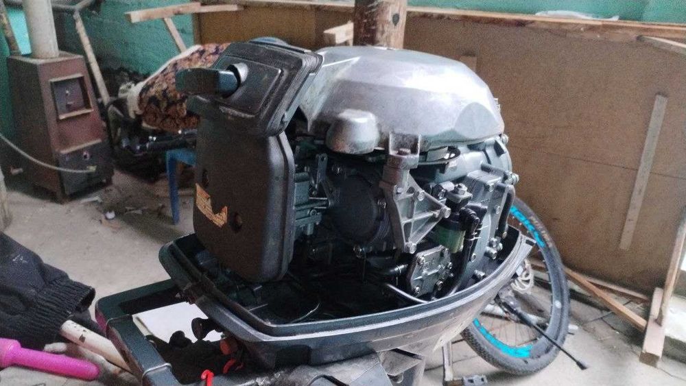 YAMAHA 25 тали матор сотилади