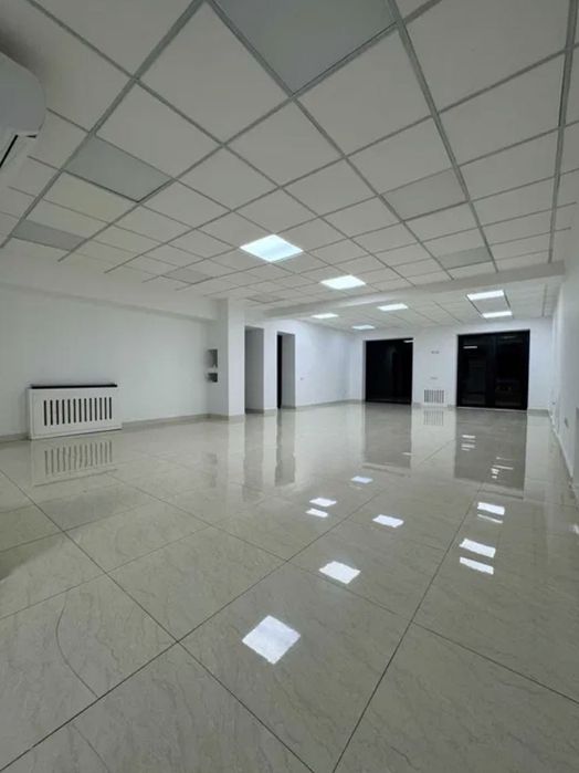 Продаётся нежилое коммерческое помещение с готовым арендатором (AX)