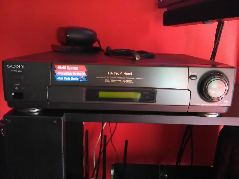 Професионален видео-рекордер - SONY - DA-pro 4 Head