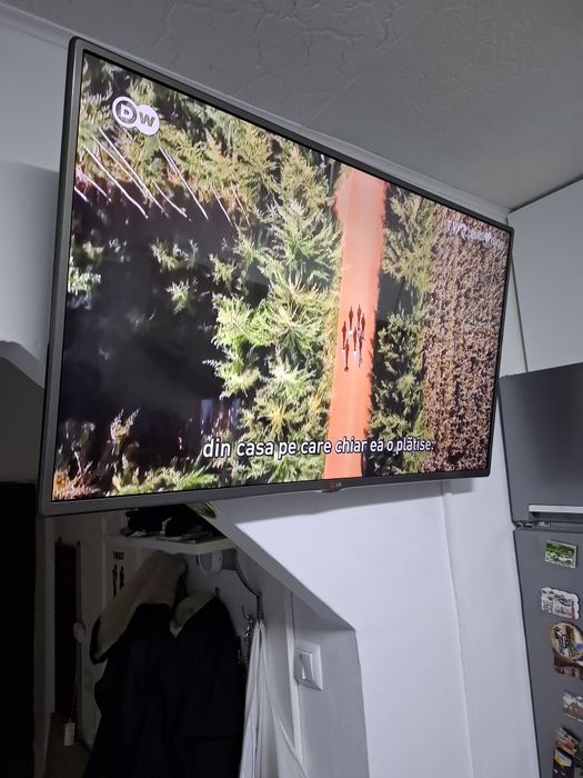 Televizor Led  LG 42 inch (108 cm) model 42 LB 5610