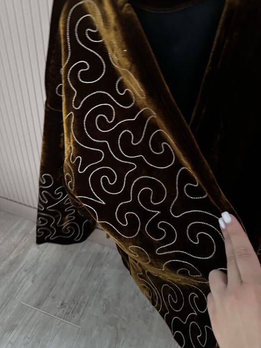 Шапан женский короткий