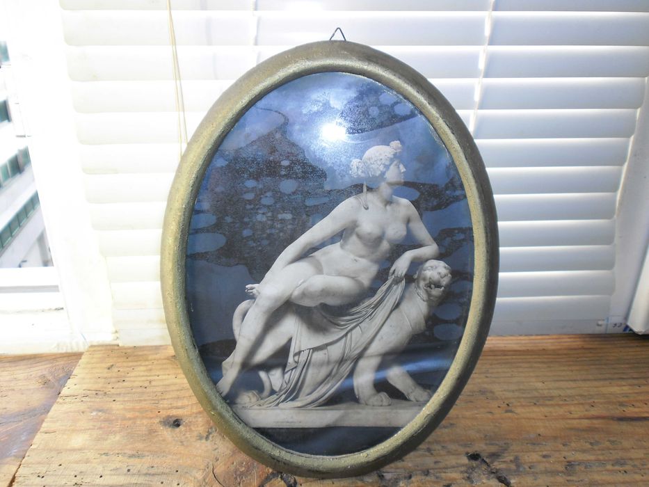 Продавам стара снимка в рамка стъкло за декорация 1900г.