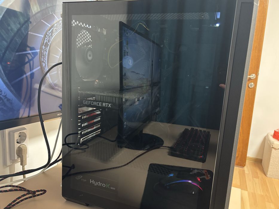 Геймърски компютър RTX 3050 / i5-10400 / 16GB RAM / 250GB SSD +2TB HDD