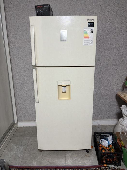 Холодильник Samsung RT53K6510EF Ориг