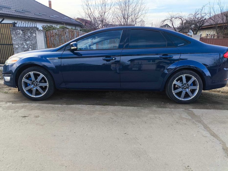FORD Mondeo 2014 — imagine 2