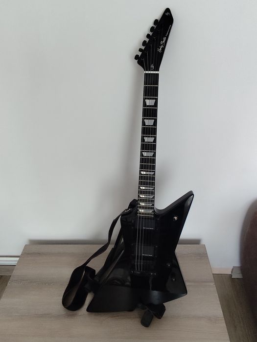 Chitara electrica Harley Benton , husa și amplificator