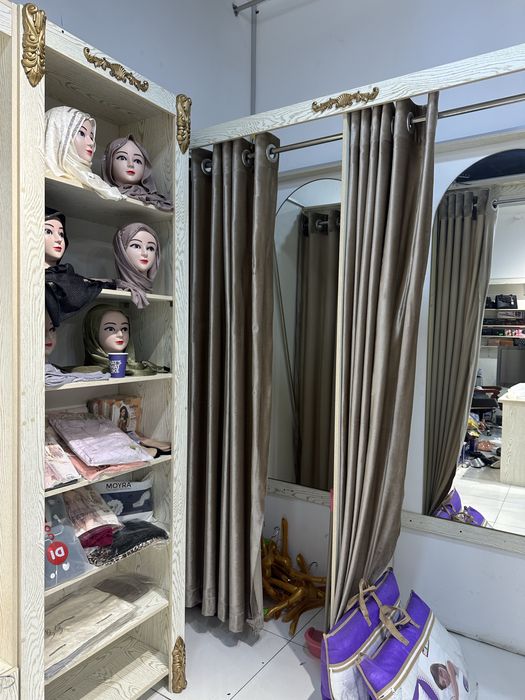 Айоллар магазини учун таёр полка