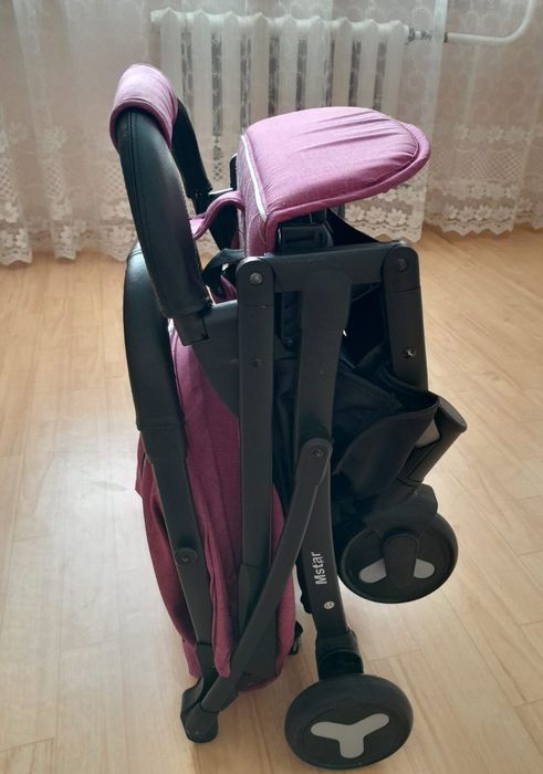 ПРОДАМ КОЛЯСКУ в хорошем состоянии