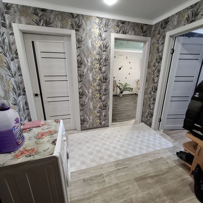 Продам 3 комн.кв, 1/5, Абая 39