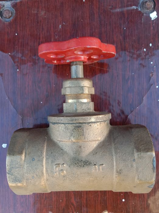 Продам вентиль кран на 50