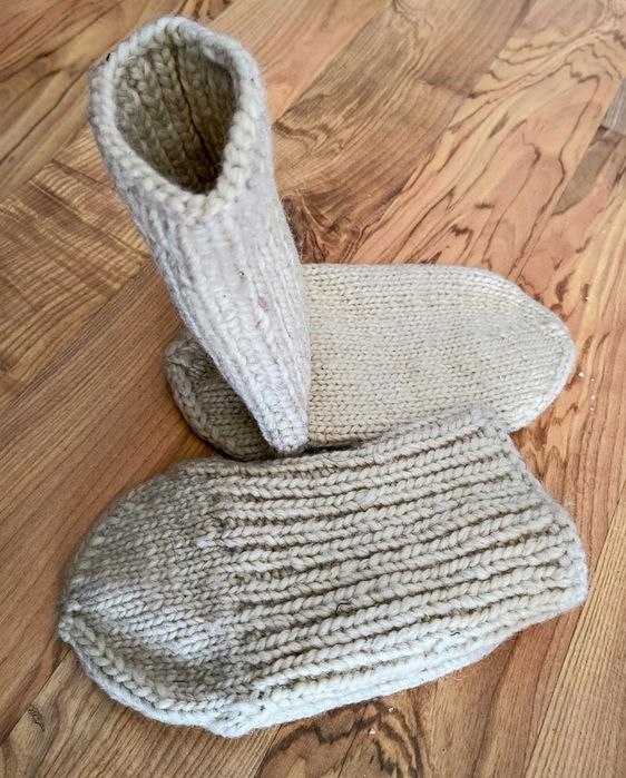 Ръчно плетени вълнени терлици