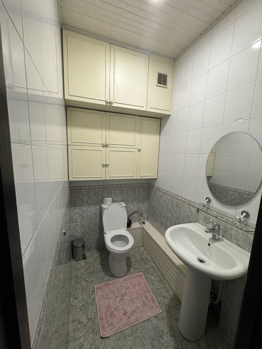 Аренда Юнусобод 18-квартал, 3 хона, 3-этаж. Ор-р: САЙРАМ чорраха