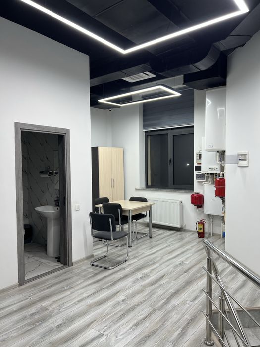 Сдам в аренду магазин+офис 300м2 На Паркентской улице.